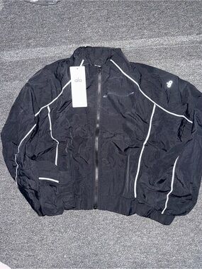 ALO Yoga Black Windbreaker Jacket with White Piping